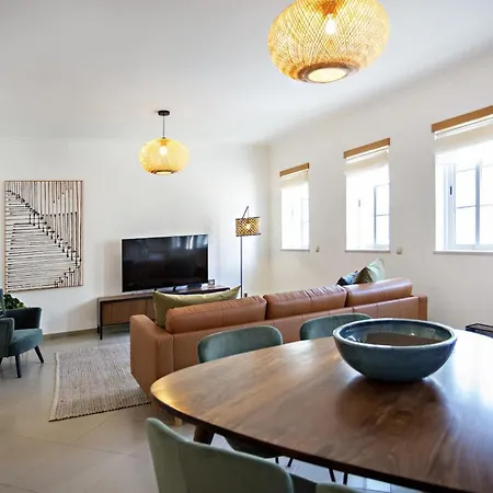 Pink House בית נופש פארו