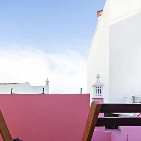 Pink House *