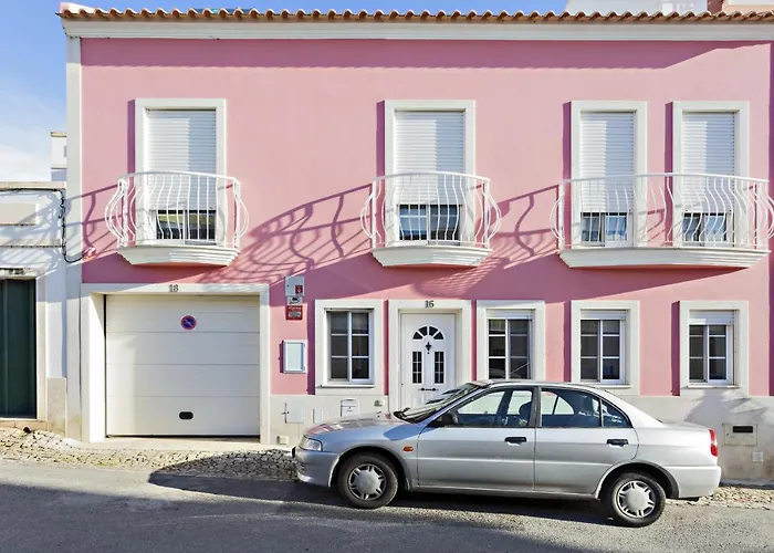 Hébergement de vacances Pink House